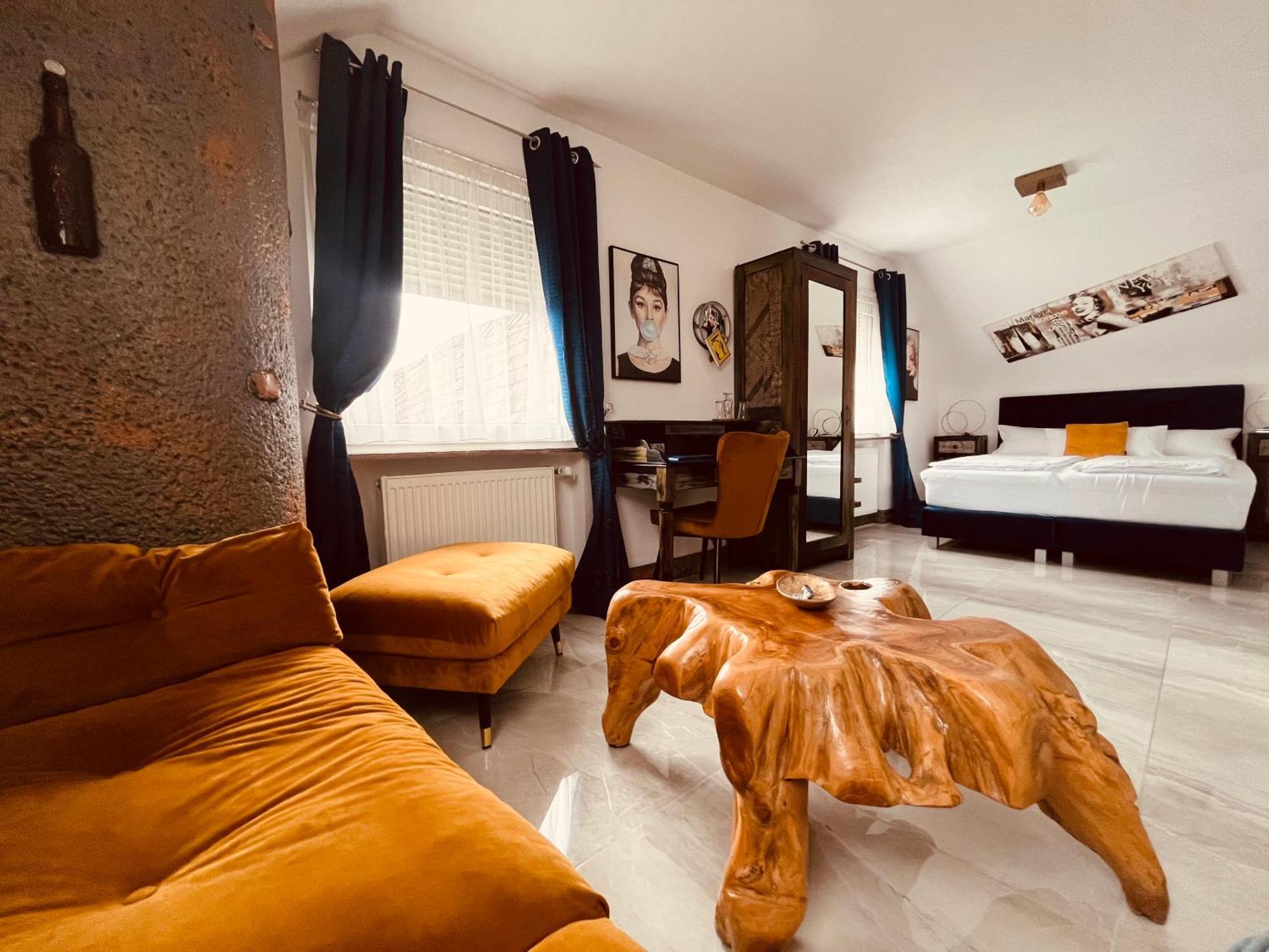 Hotel Karthaeuser Hof Floersheim am Main Екстер'єр фото